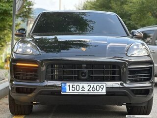 2022 Porsche Cayenne III, чёрный, 12990435 рублей, вид 3