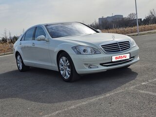 2008 Mercedes-Benz S-Класс 550 V (W221), белый, 3500000 рублей, вид 4