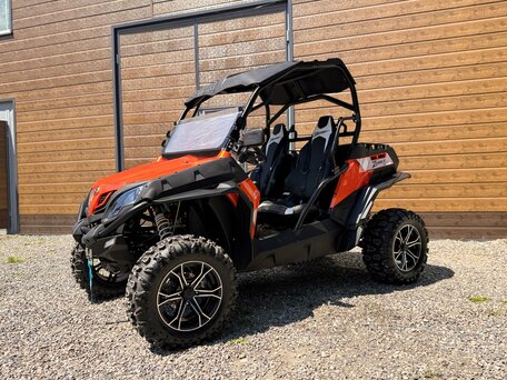 2025 CFMoto ZFORCE 550 EX, красный, 1000000 рублей, вид 1