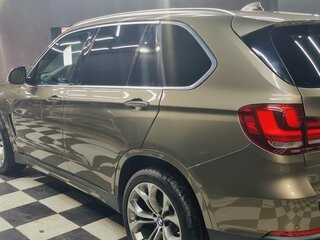2017 BMW X5 35i III (F15), золотистый, 2350000 рублей, вид 3