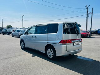 2007 Honda Stepwgn III, серый, 1249999 рублей, вид 4