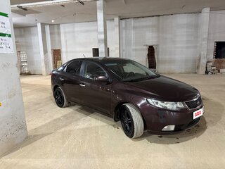 2011 Kia Cerato 6-speed II, коричневый, 599000 рублей, вид 2