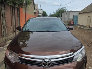 2017 Toyota Camry VII (XV50) Рестайлинг 2, коричневый, 1770000 рублей, вид 2