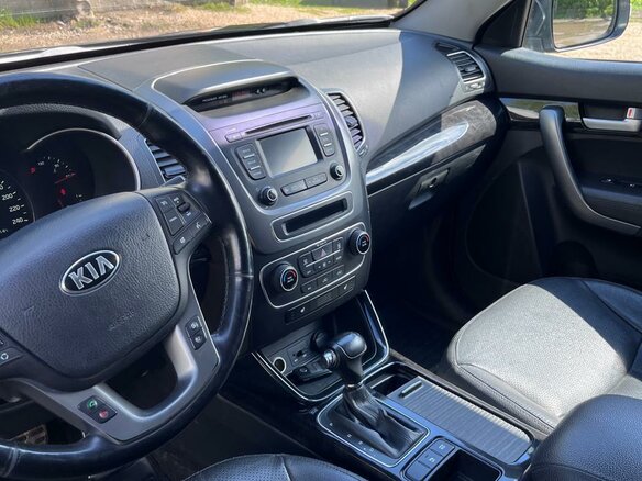 2015 Kia Sorento II Рестайлинг, чёрный, 1650000 рублей - вид 6