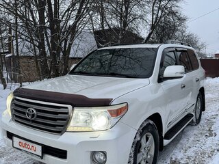 2013 Toyota Land Cruiser 200 Series Рестайлинг 1, белый, 3450000 рублей, вид 1