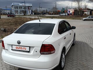 2013 Volkswagen Polo V, белый, 880000 рублей, вид 3