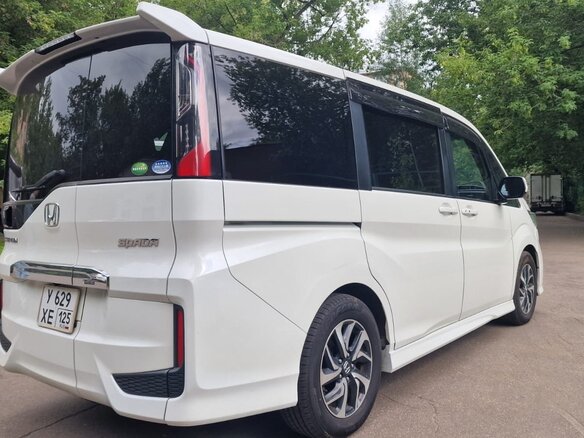 2021 Honda Stepwgn Spada V Рестайлинг, белый, 2249000 рублей - вид 4