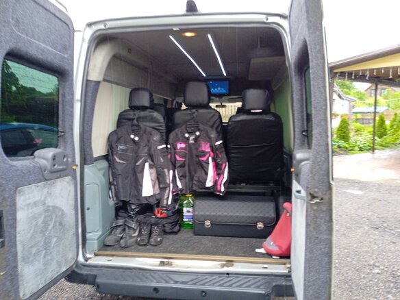 2010 Ford Transit, серебристый, 2000000 рублей - вид 11