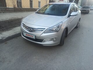 2016 Hyundai Solaris I Рестайлинг, серебристый, 1100000 рублей, вид 1