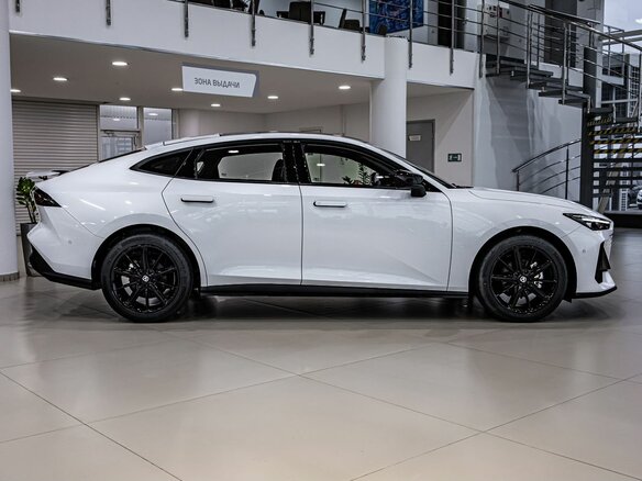 2024 Changan UNI-V I, белый - вид 7