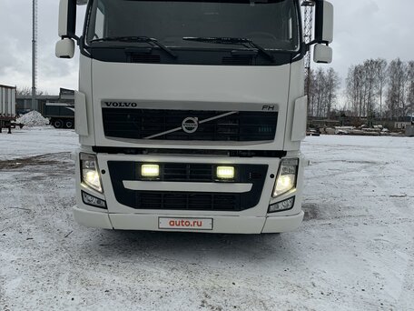 2010 Volvo FH, белый, 6700000 рублей, вид 1