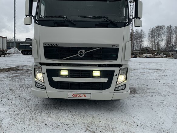 2010 Volvo FH, белый, 6700000 рублей
