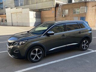 2018 Peugeot 5008 II, серый, 2400000 рублей, вид 1