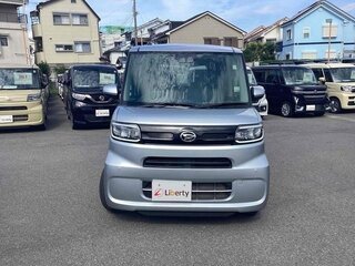 2023 Daihatsu Tanto IV, серебристый, 697009 рублей, вид 1