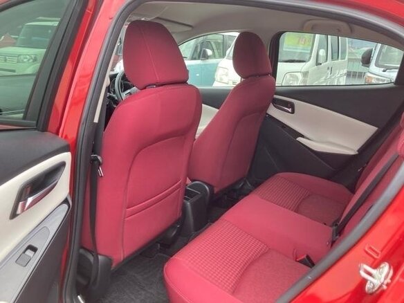 2017 Mazda Demio IV (DJ), красный - вид 17