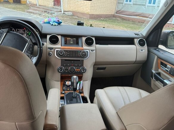 2011 Land Rover Discovery IV, коричневый, 1650000 рублей - вид 5