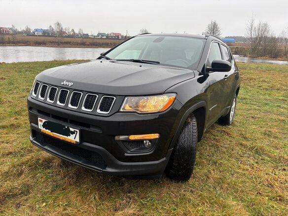2021 Jeep Compass II, чёрный, 2100000 рублей - вид 2