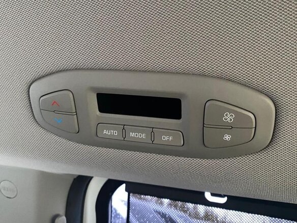2019 Kia Carnival III, белый, 2600000 рублей - вид 13