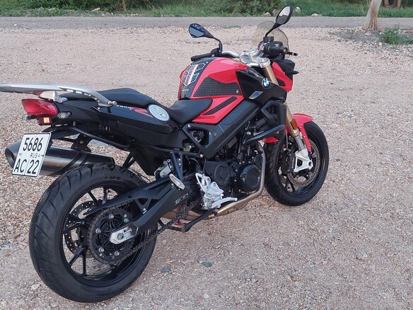 2017 BMW F 800 R, красный, 800000 рублей - вид 14