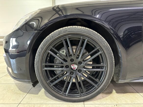 2017 Porsche Panamera 4S II, чёрный, 5850000 рублей - вид 16