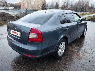 2011 Skoda Octavia II (A5) Рестайлинг, серый, 650000 рублей, вид 4