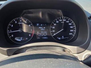 2019 Hyundai Creta I, белый, 1800000 рублей, вид 5