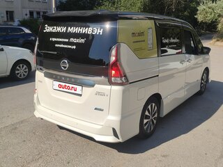 2017 Nissan Serena S-Hybrid V (C27), белый, 1450000 рублей, вид 3