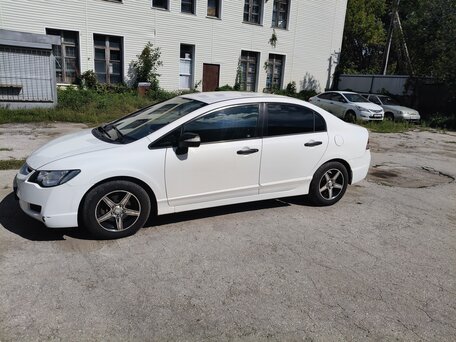 2008 Honda Civic VIII, белый, 720000 рублей, вид 4
