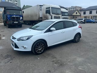 2014 Ford Focus III, белый, 950000 рублей, вид 1