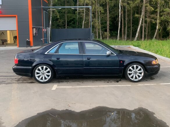 1998 Audi A8 I (D2), синий, 430000 рублей - вид 3