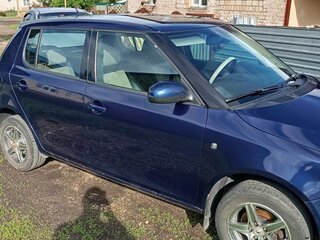2010 Skoda Fabia II Рестайлинг, синий, 466000 рублей, вид 3