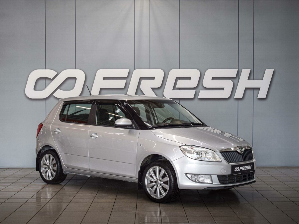 Открыть фотографии: Skoda Fabia II Рестайлинг