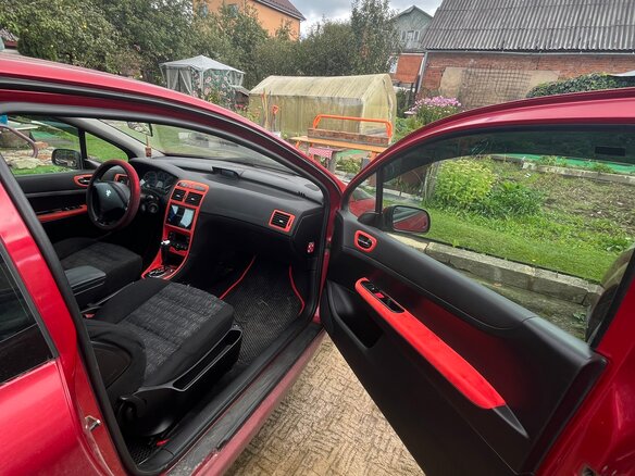 2003 Peugeot 307 I, красный, 390000 рублей - вид 6