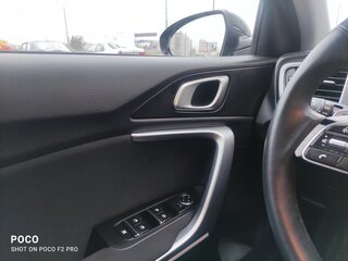 2019 Kia Ceed III, чёрный, 1900000 рублей, вид 5