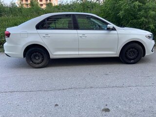 2021 Volkswagen Polo VI, белый, 1290000 рублей, вид 2