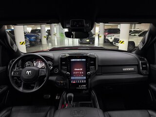 2022 Ram 1500 Crew Cab eTorque V, красный, 7090000 рублей, вид 5