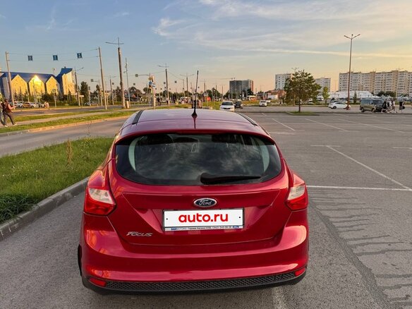 2011 Ford Focus III, пурпурный, 730000 рублей - вид 4