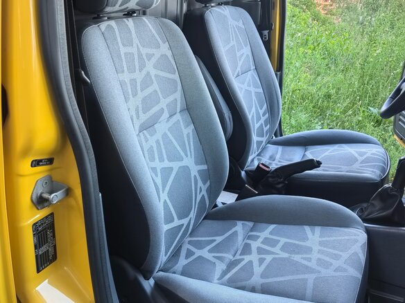 2013 Ford Transit Connect, жёлтый, 920000 рублей - вид 11