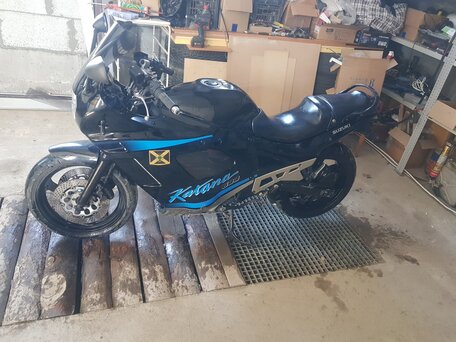 1995 Suzuki GSX 400F Katana, чёрный, 550000 рублей, вид 3