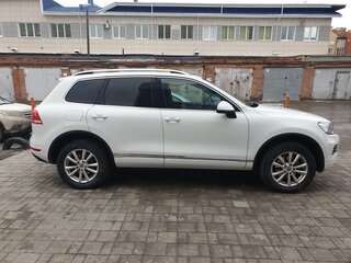2012 Volkswagen Touareg II, белый, 2750000 рублей, вид 5