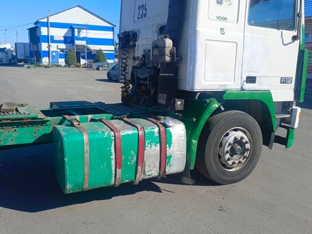 1993 Volvo F-Series, белый, 248000 рублей, вид 4