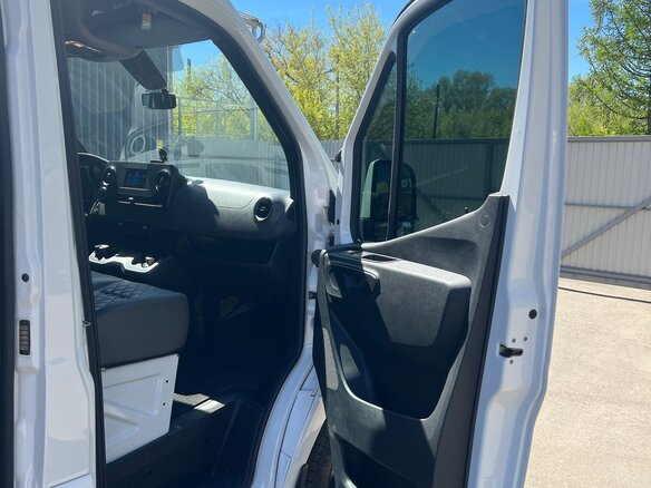 2020 Mercedes-Benz Sprinter, белый, 4500000 рублей - вид 11