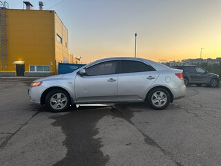 2010 Kia Forte I, серый, 730000 рублей, вид 4