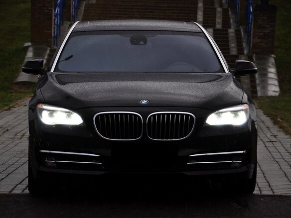 2008 BMW 7 серии Long 750Li V (F01/F02/F04), чёрный, 1672270 рублей - вид 3