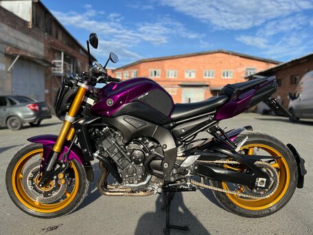 2011 Yamaha FZ8, пурпурный, 500000 рублей, вид 4