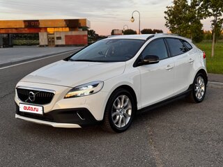 2016 Volvo V40 Cross Country I Рестайлинг, белый, 1800000 рублей, вид 3