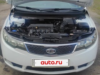 2010 Kia Cerato 6-speed II, белый, 620000 рублей, вид 2