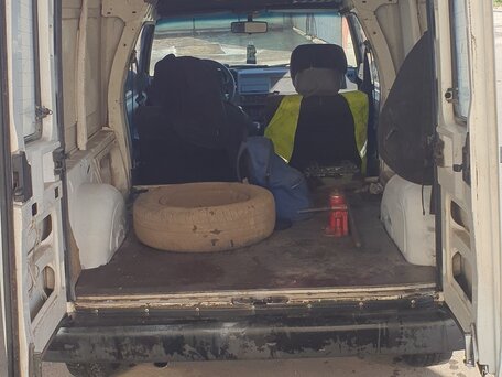 1993 Renault Express, белый, 200000 рублей, вид 4