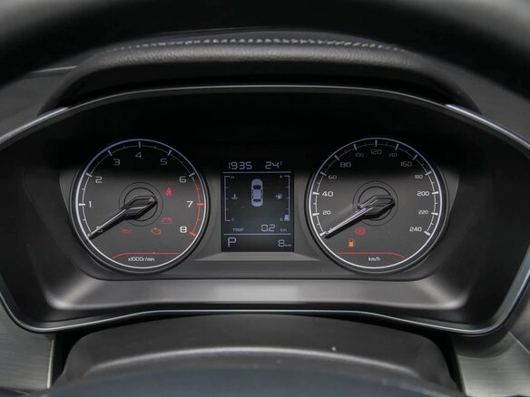 2026 Geely Binyue I Рестайлинг 2, белый, 1550000 рублей - вид 11