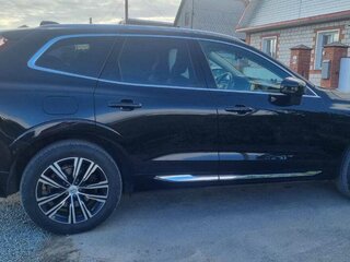 2021 Volvo XC60 II, чёрный, 4900000 рублей, вид 4